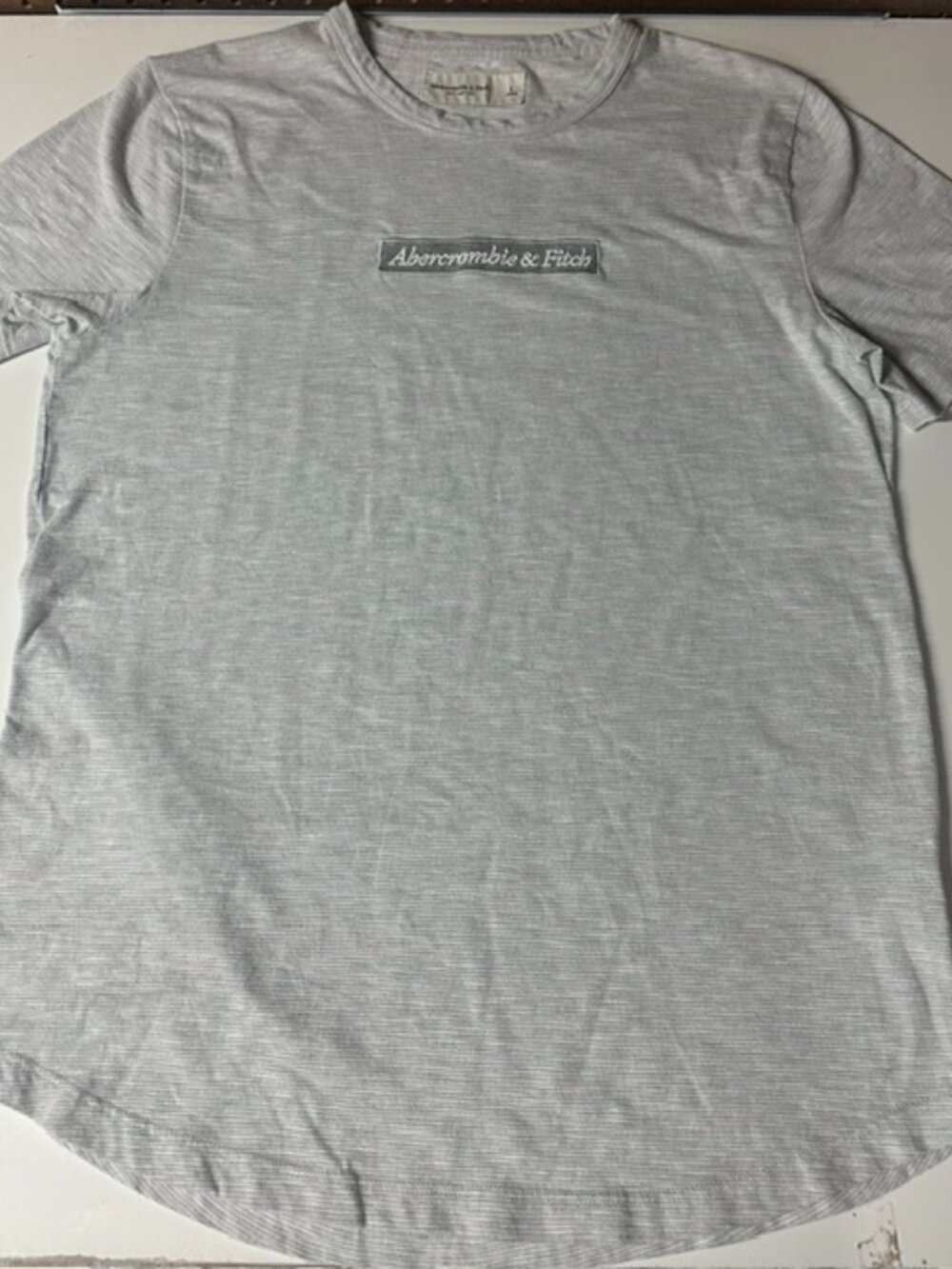 Abercrombie & Fitch Soft A&F Tee Men’s Size Large Embroidered Light Gray